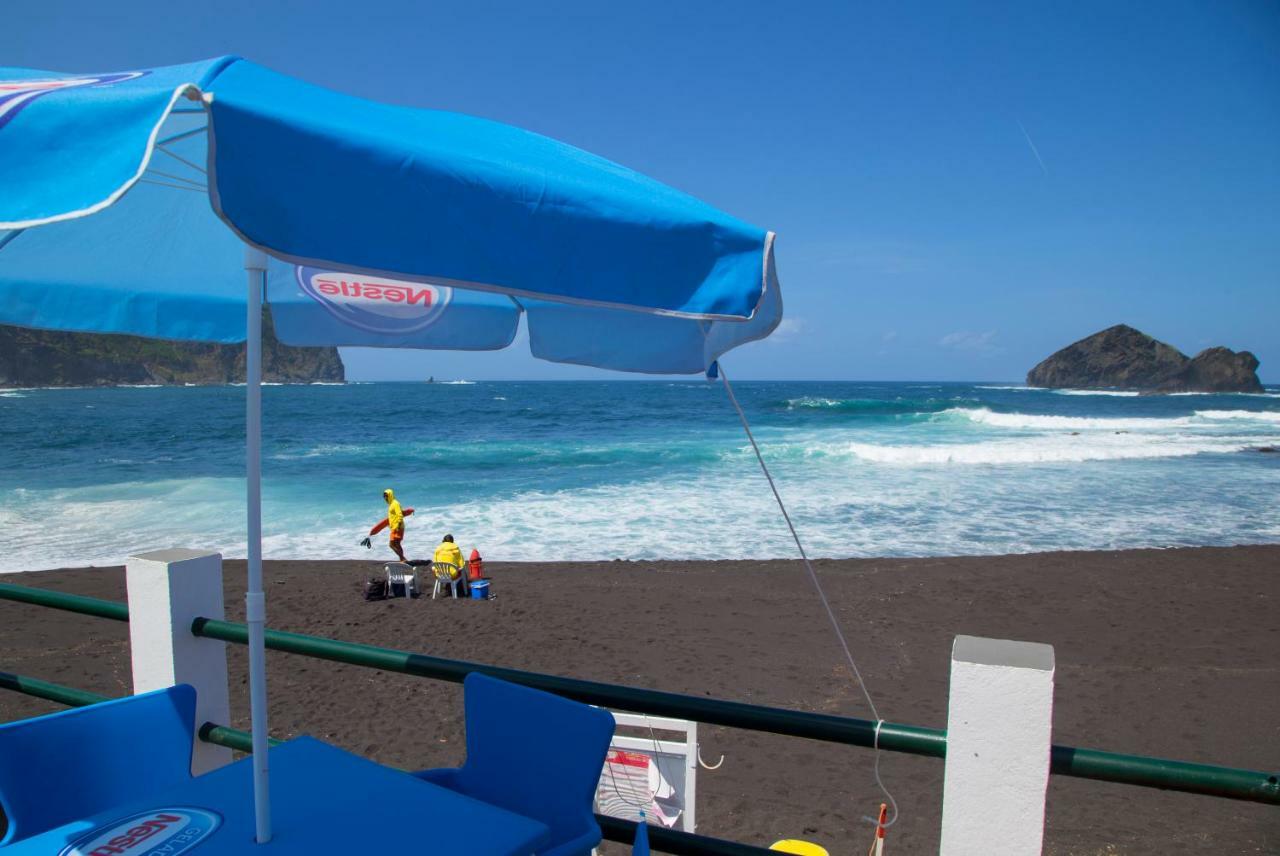 Magnólia - Casa com dois quartos junto ao mar - Renovada em 2022 Mosteiros  Exterior foto